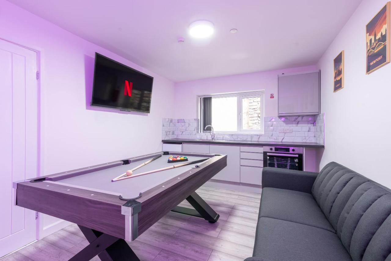 Exquisite Cardiff Apartments- With Garden Lounge & Games Room Esterno foto