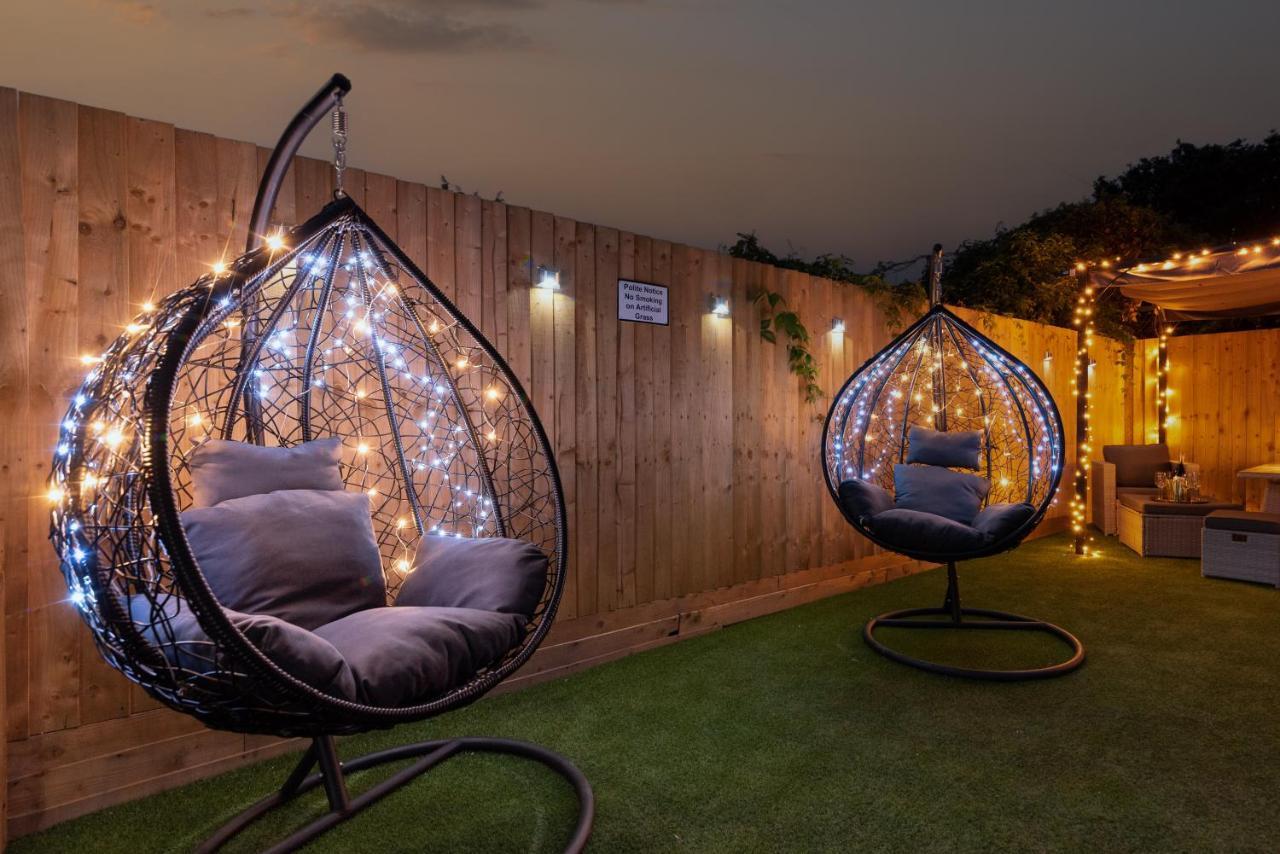 Exquisite Cardiff Apartments- With Garden Lounge & Games Room Esterno foto