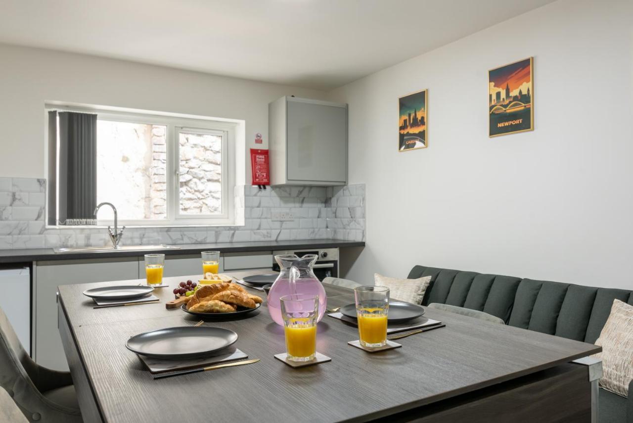 Exquisite Cardiff Apartments- With Garden Lounge & Games Room Esterno foto