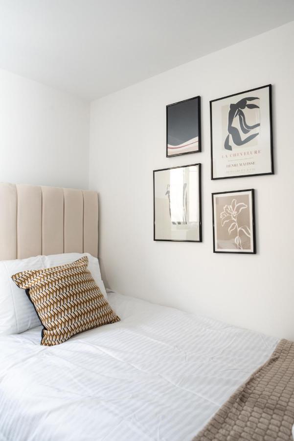 Exquisite Cardiff Apartments- With Garden Lounge & Games Room Esterno foto