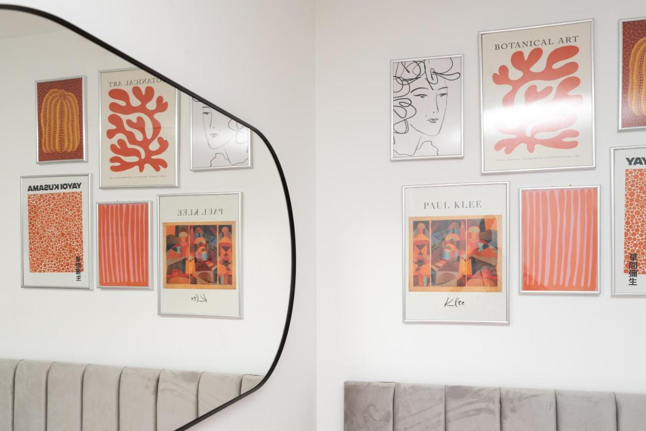 Exquisite Cardiff Apartments- With Garden Lounge & Games Room Esterno foto