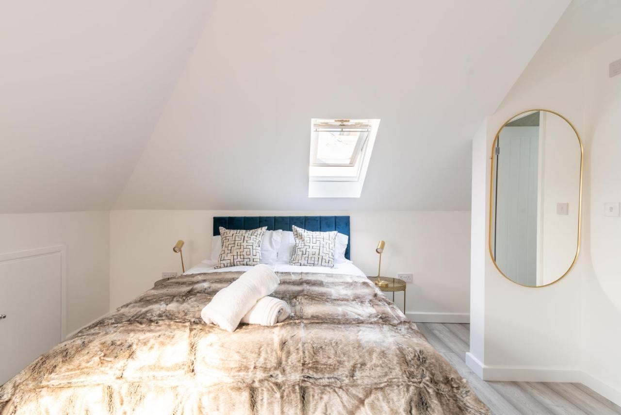 Exquisite Cardiff Apartments- With Garden Lounge & Games Room Esterno foto